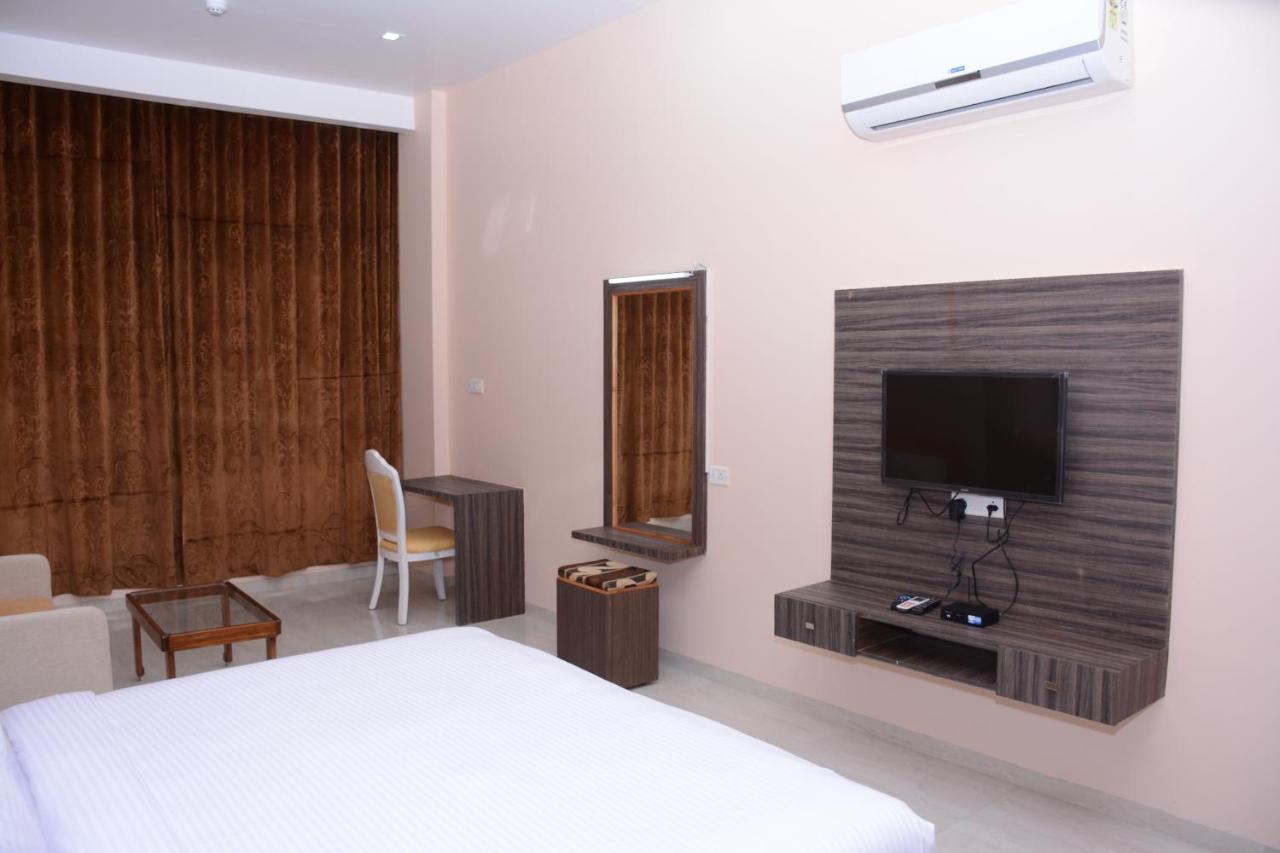 Ratnaa Resort Khamshet Εξωτερικό φωτογραφία