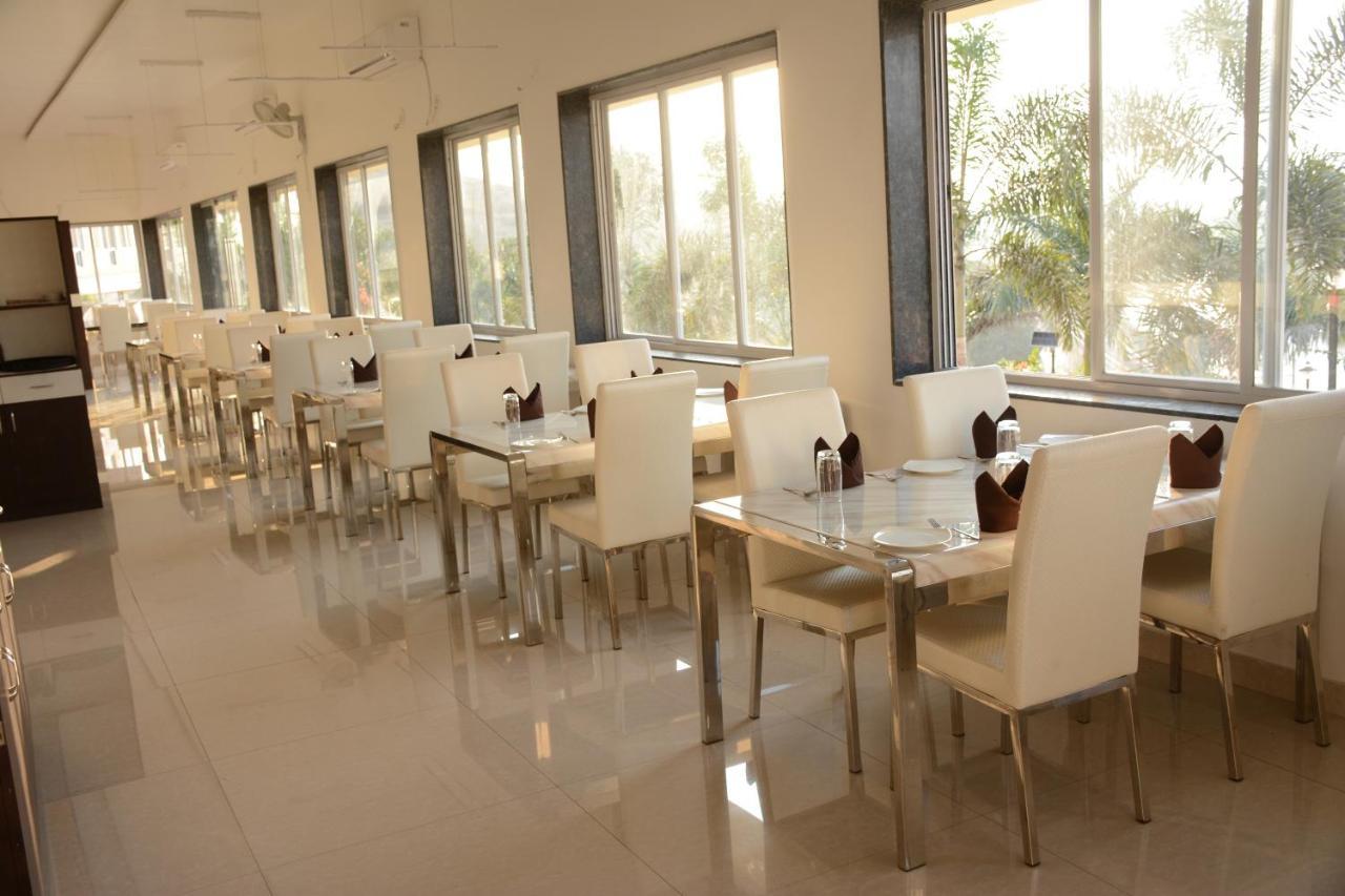 Ratnaa Resort Khamshet Εξωτερικό φωτογραφία